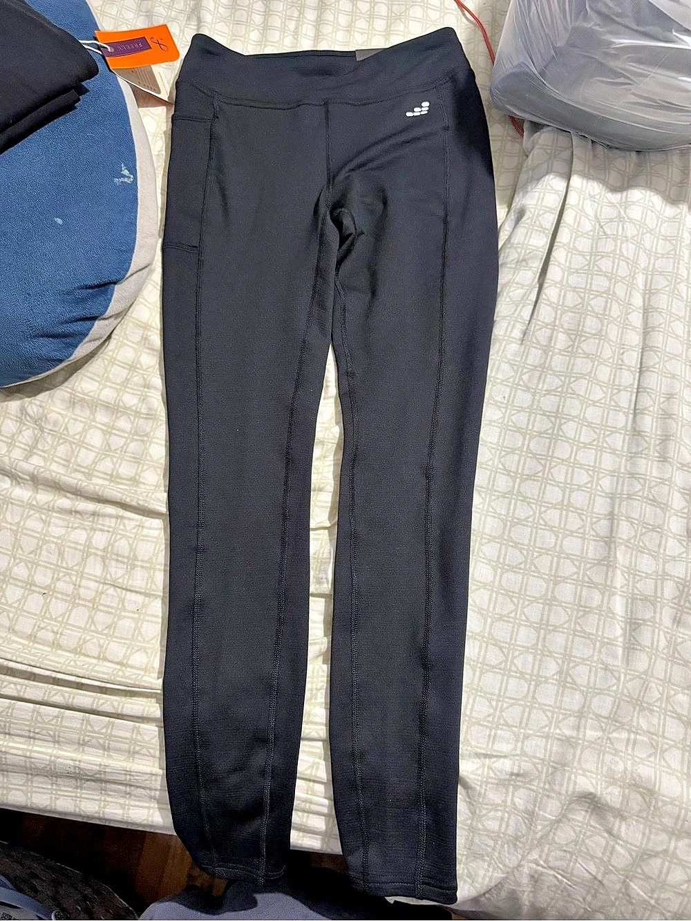 b.c.g. Midrise Legging. Black Size Small NWT